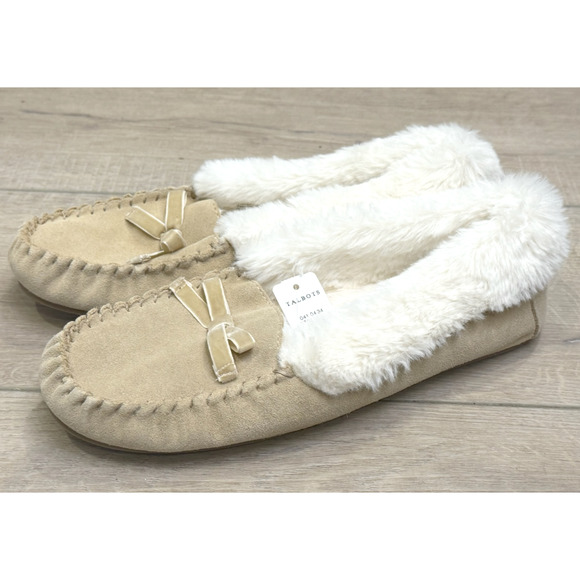 NWT TALBOTS BEIGE SUEDE VELVET BOW RUBY MOCCASINS SLIPPERS SHOES SZ 10 - Picture 1 of 2